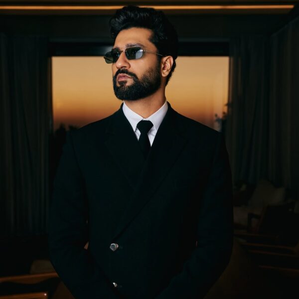 Vicky Kaushal, Arjun Kapoor to Shahid Kapoor: Bollywood Men Serving Statements in Black