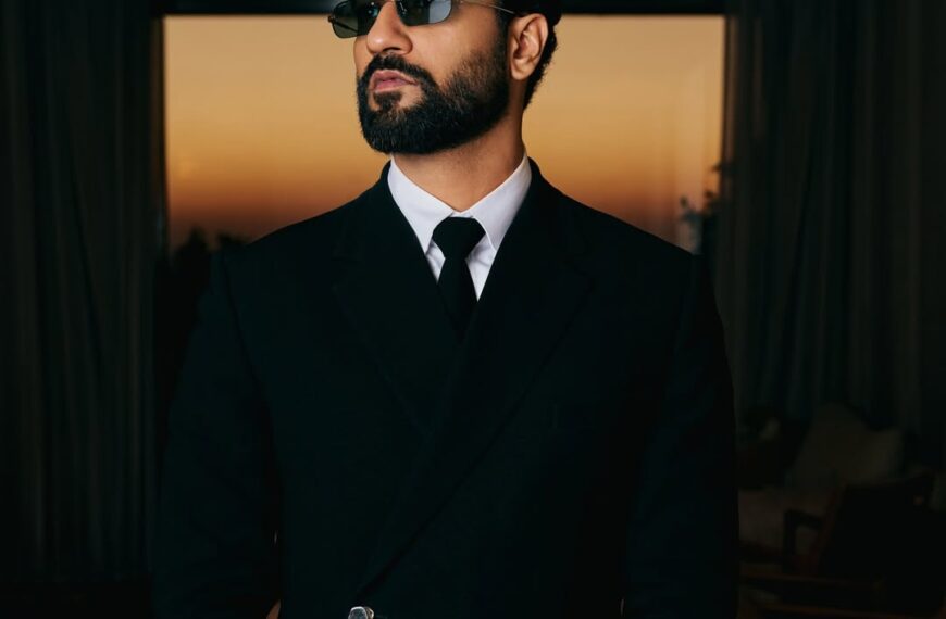 Vicky Kaushal, Arjun Kapoor to Shahid Kapoor: Bollywood Men Serving Statements in Black