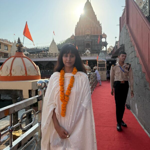 Actress Krishna Gautam Takes Blessings at Mahakal Temple in Ujjaiin