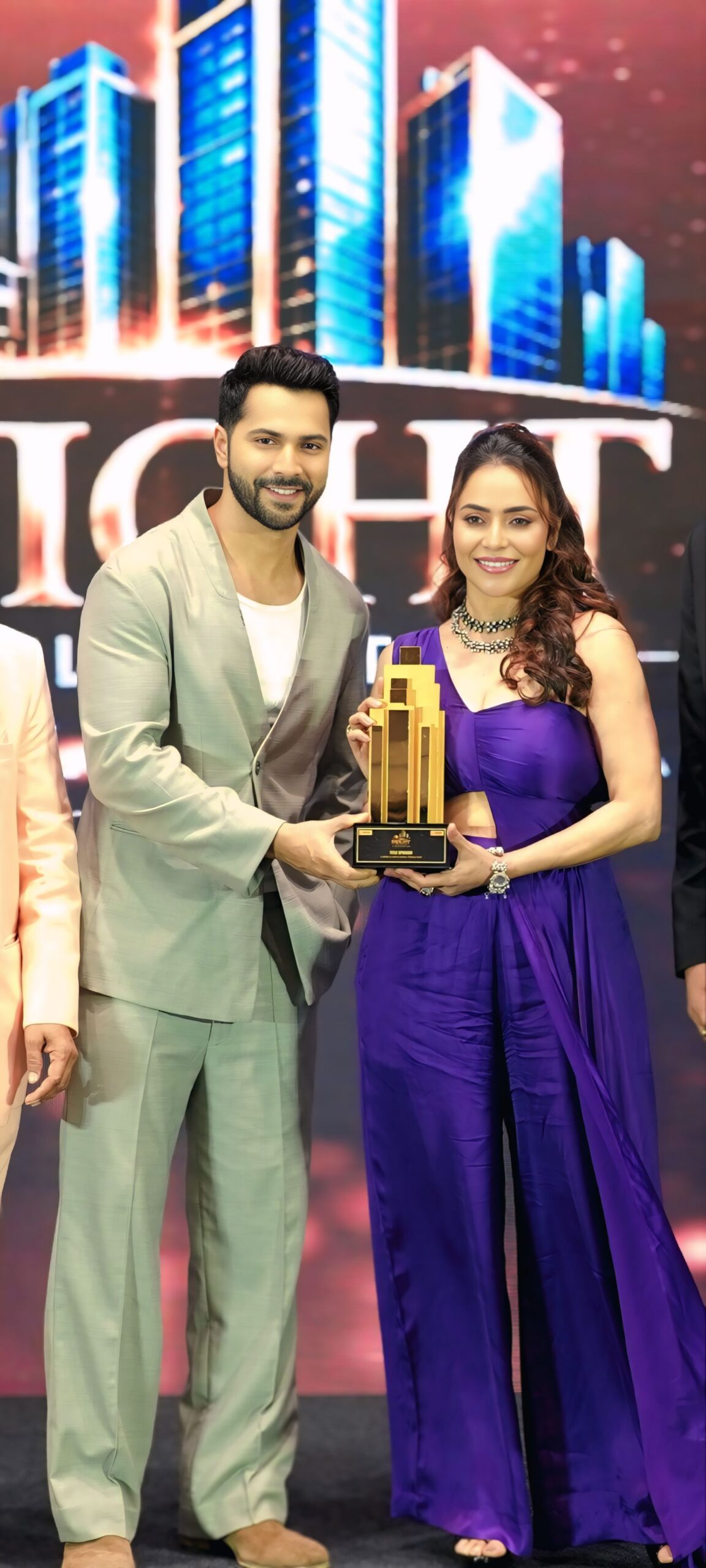 Actor & Producer Nikita Rawal Honoured by Varun Dhawan at Award Function